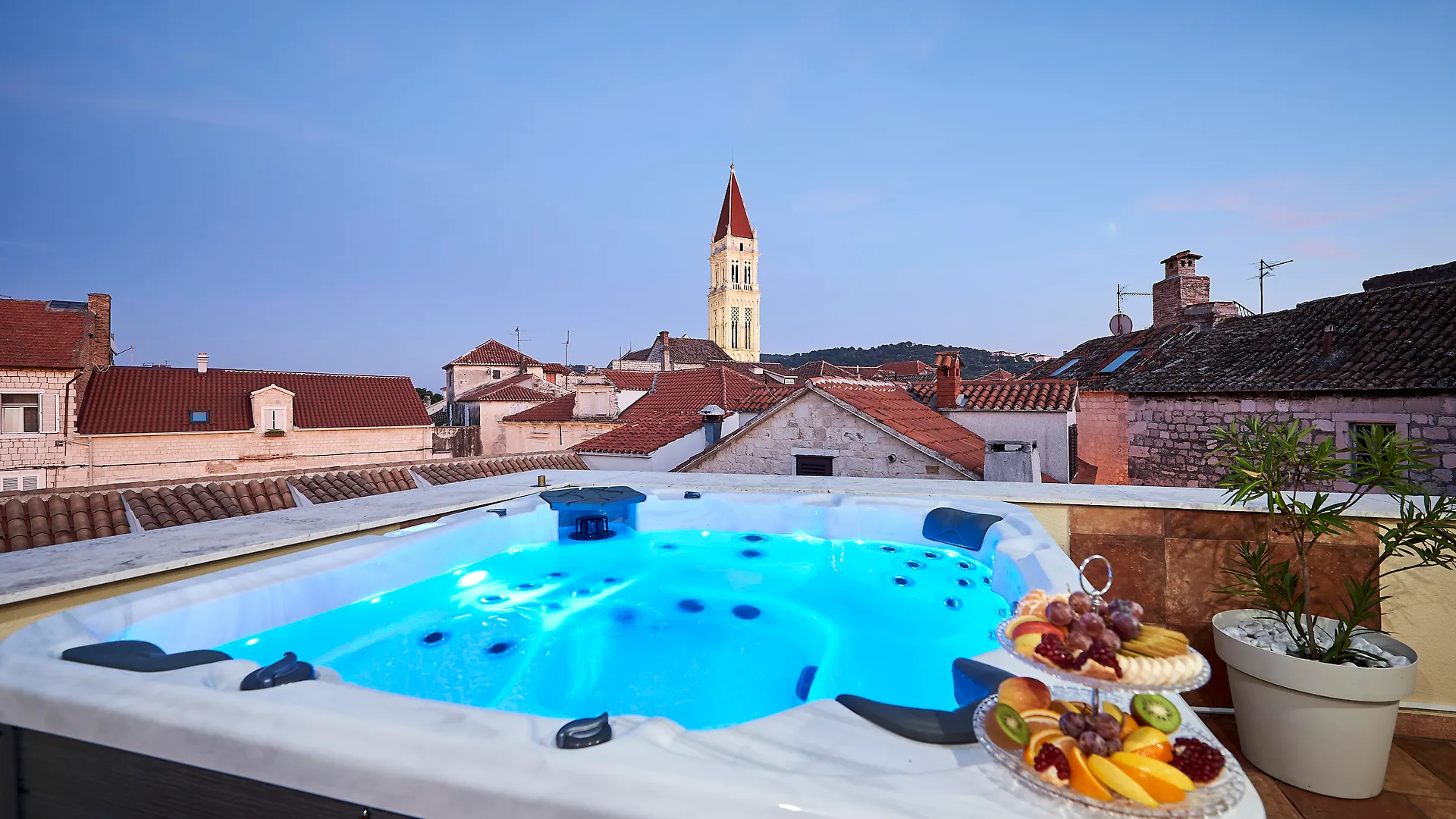 *** Bed & Breakfast Palace Derossi Trogir Croatia