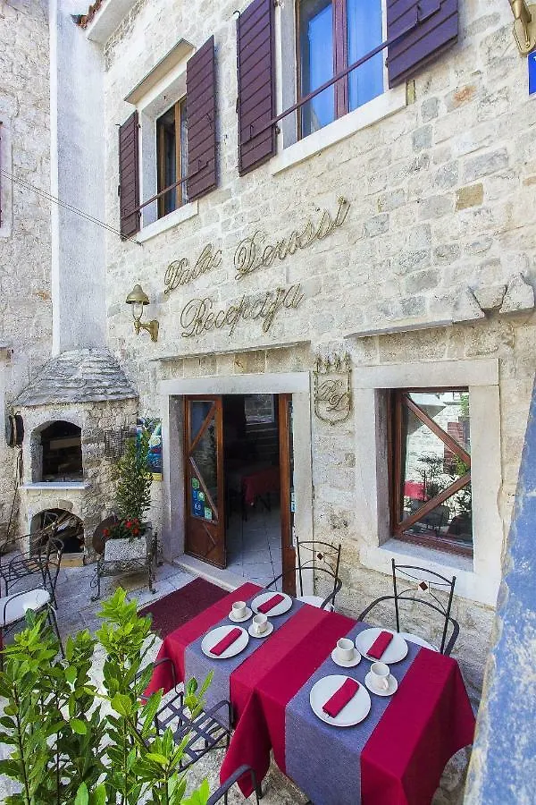 *** Bed & Breakfast Palace Derossi Trogir Croatia